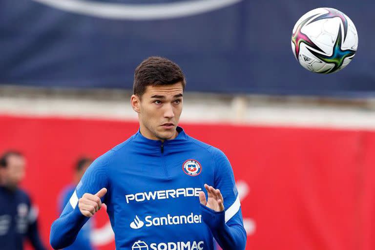 Robbie Robinson en una práctica con la selección de Chile, antes de irse de la concentración antes de jugar ante Brasil, por las Eliminatorias