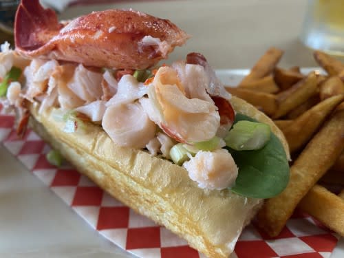 Nathan Coleman - Lobster roll.jpg