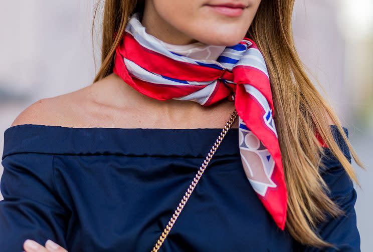 A new adult education scarf-tying class in the U.K. can teach you how to nail that oh-so-chic jaunty neck scarf. (Photo: Getty Images)