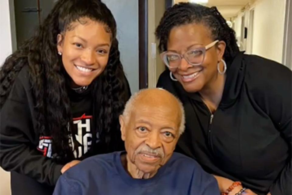 <p>Drew Sidora/instagram</p> Drew Sidora with her father Dr. Robert Jordan