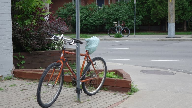 Cyclists steering own investigations into stolen bikes