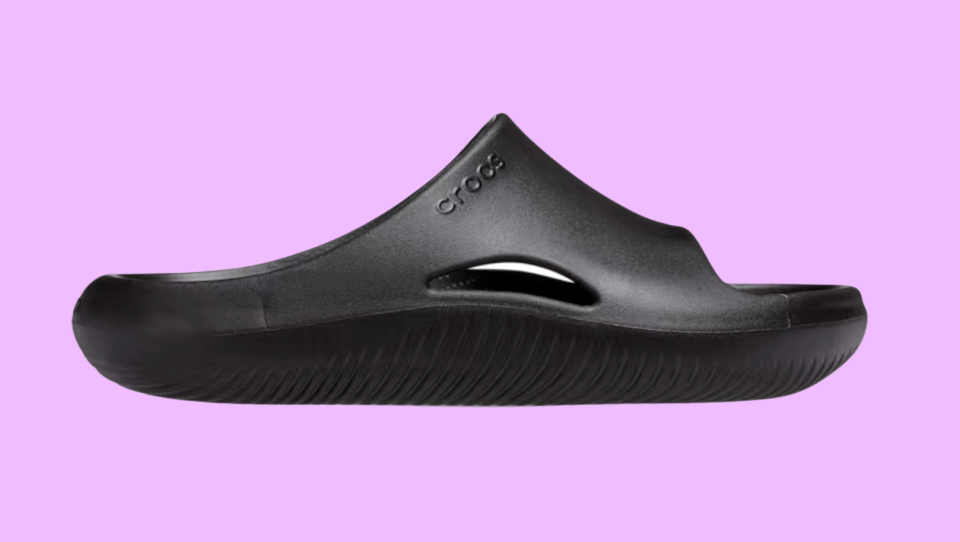 Best gifts for grandpa 2022: Crocs