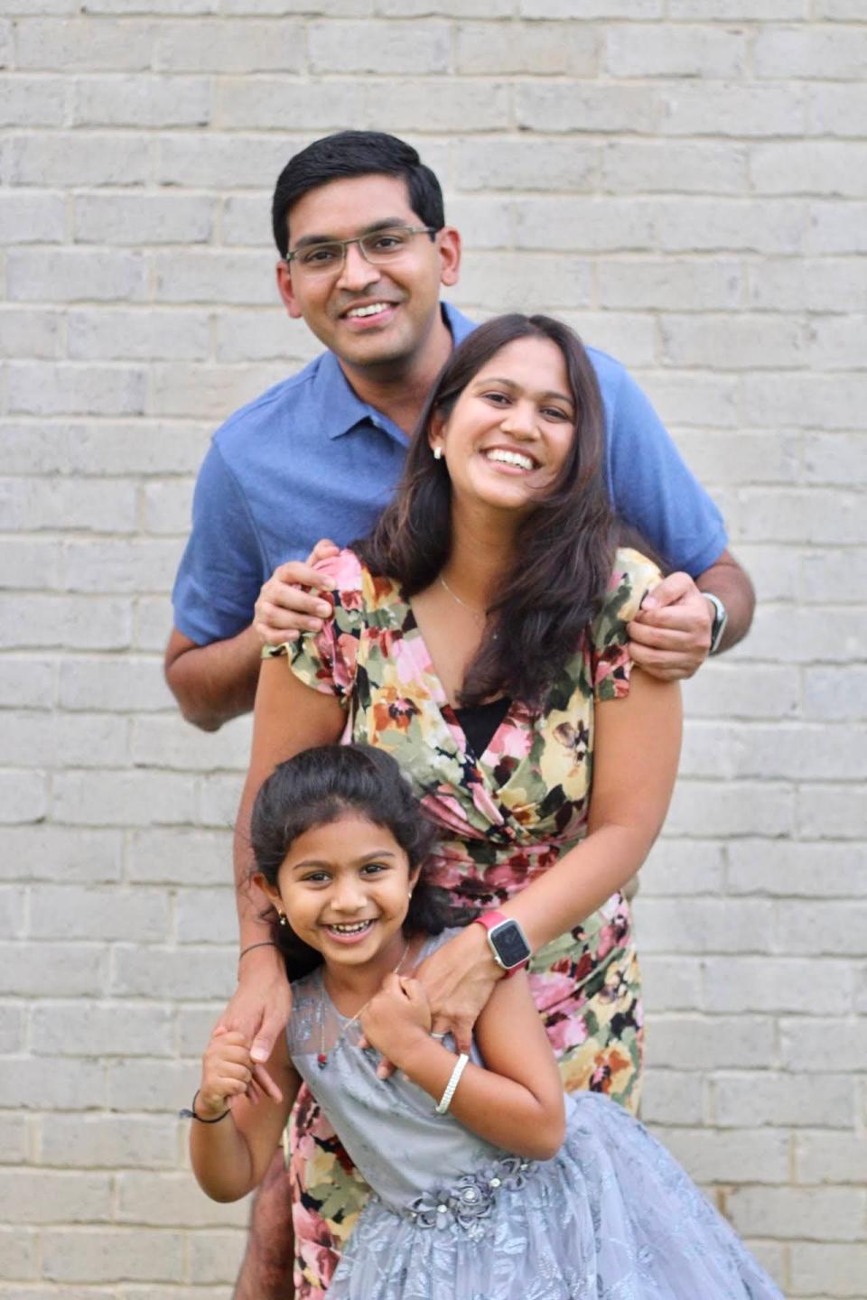 Vinay Nidadavolu and Manikya Kuriti with their daughter