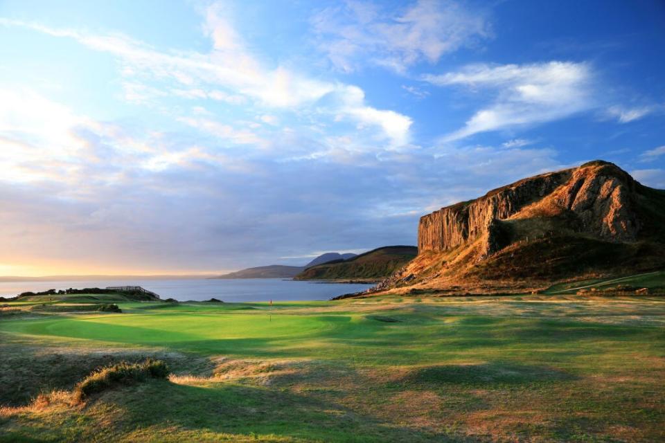 Lochranza - istock