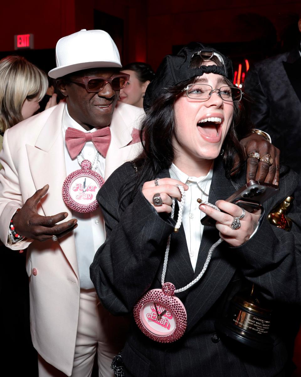 BEVERLY HILLS, CALIFORNIA - MARCH 10: EXCLUSIVE ACCESS, SPECIAL RATES APPLY. (L-R) Flavor Flav and Billie Eilish attend the 2024 Vanity Fair Oscar Party Hosted By Radhika Jones at Wallis Annenberg Center for the Performing Arts on March 10, 2024 in Beverly Hills, California. (Photo by Stefanie Keenan/VF24/WireImage for Vanity Fair )