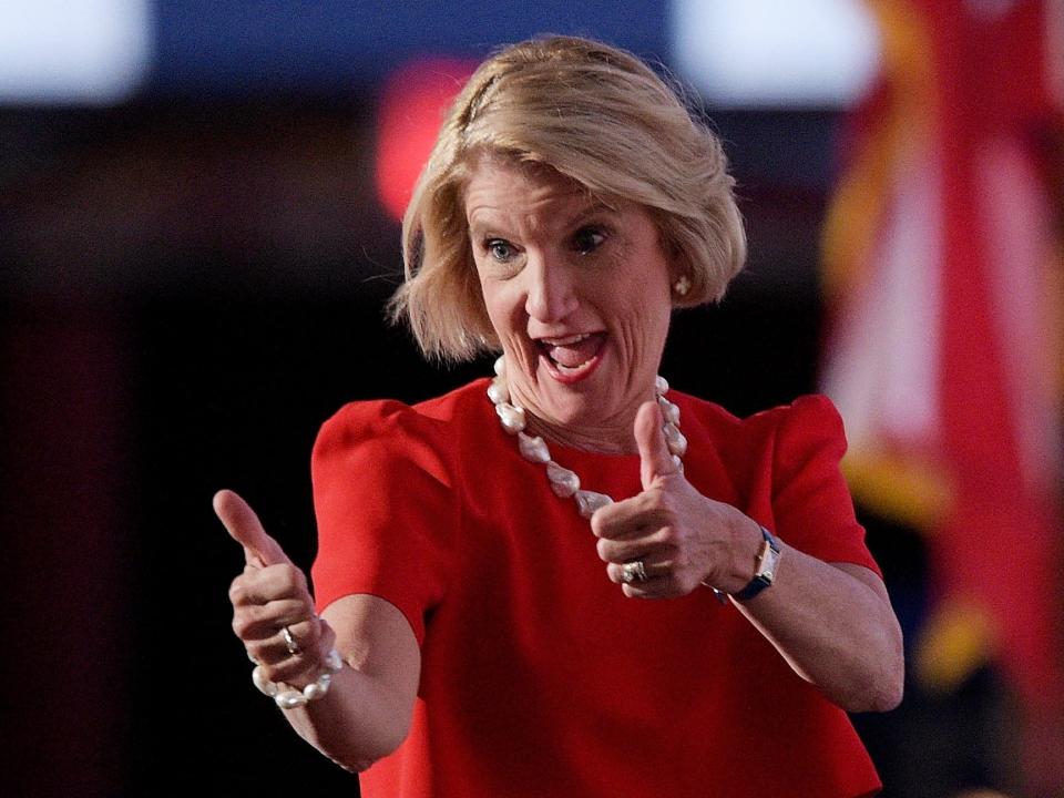 Shelley Moore Capito gives a thumbs up