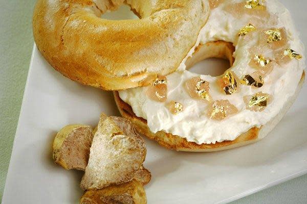 <p>Chef Frank Tujague at New York’s City’s Westin Hotel crafted this $1,000 bagel to be served with a decadent white truffle cream cheese and goji berry-infused Riesling jelly with edible gold leaves on top. <i><a href="http://www.crew-center.com/gallery-5574/img-5584" rel="nofollow noopener" target="_blank" data-ylk="slk:(Photo Credit);elm:context_link;itc:0;sec:content-canvas" class="link ">(Photo Credit)</a></i></p>