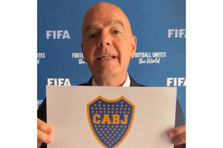 Gianni Infantino felicita a 