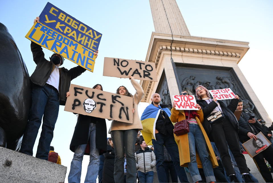 <p>英國倫敦聲援的人民。 (Photo by Leon Neal/Getty Images)</p> 