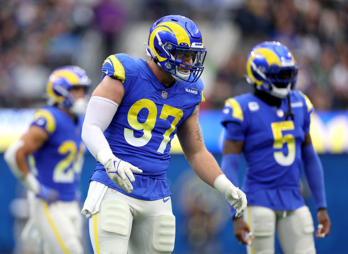 Michael Hoecht '20 wins Super Bowl with L.A. Rams - The Brown Daily Herald