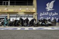 Formula One - Bahrain F1 Grand Prix - Sakhir, Bahrain - 03/04/16 - Mercedes F1 driver Nico Rosberg of Germany gets a tire change. REUTERS/Andrej Isakovic/Pool