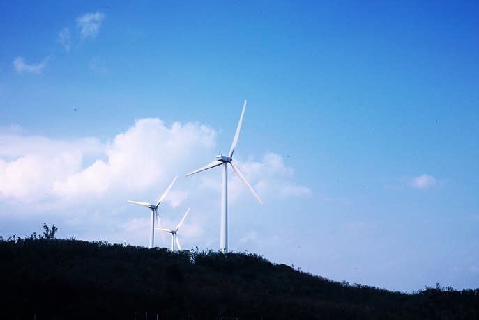 再生能源在2020快速成長，奠定相關企業與政府的獲利基礎。（Photo by chia ying Yang on Flickr under CC2.0）
