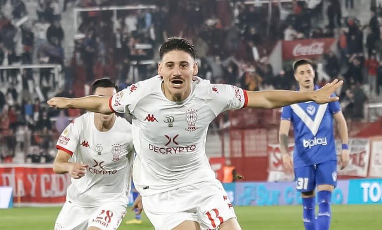 Matías Cóccaro, la figura de Huracán en la goleada ante Vélez por 3-0