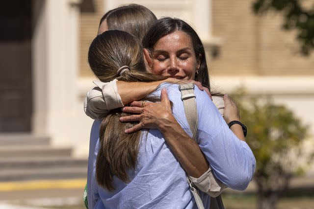 <p>Toni Galan/Getty Images</p> Princess Leonor and Queen Letizia at the General Military Academy of Zaragoza.