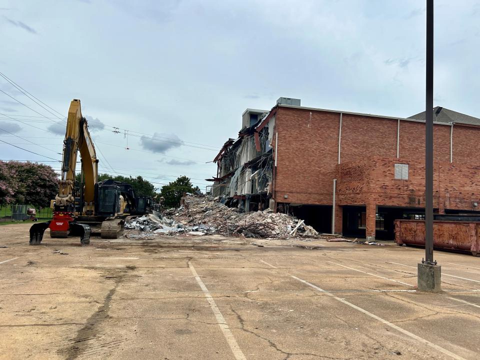 This building has been purchased and being torn down at the intersection of N. Flowood Drive and Lakeland Drive.