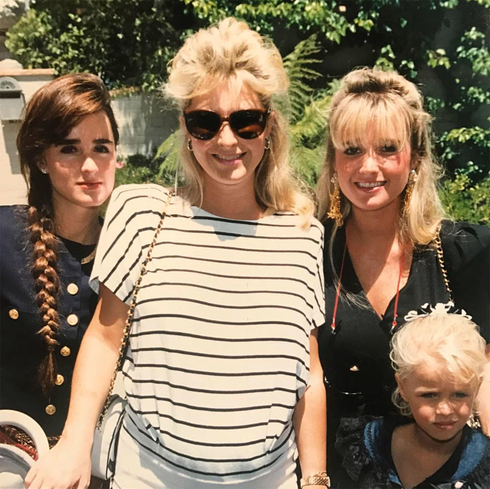 <p>Kyle Richards tbt style https://www.instagram.com/p/BU99ojbAp1H/?hl=en Credit: Kyle RIchards/Instagram</p>