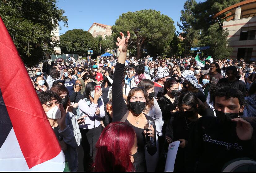 Los Angeles, CA - Students rally on the UCLA campus in support of Palestinians caught up in the conflict that continued to rage unabated between Palestinians and Israelis in the Middle East on Thursday, Oct. 12, 2023. The two peoples have been in a constant state of war for 75 years. (Luis Sinco / Los Angeles Times)