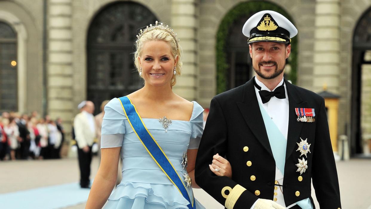 wedding of swedish crown princess victoria daniel westling arrivals