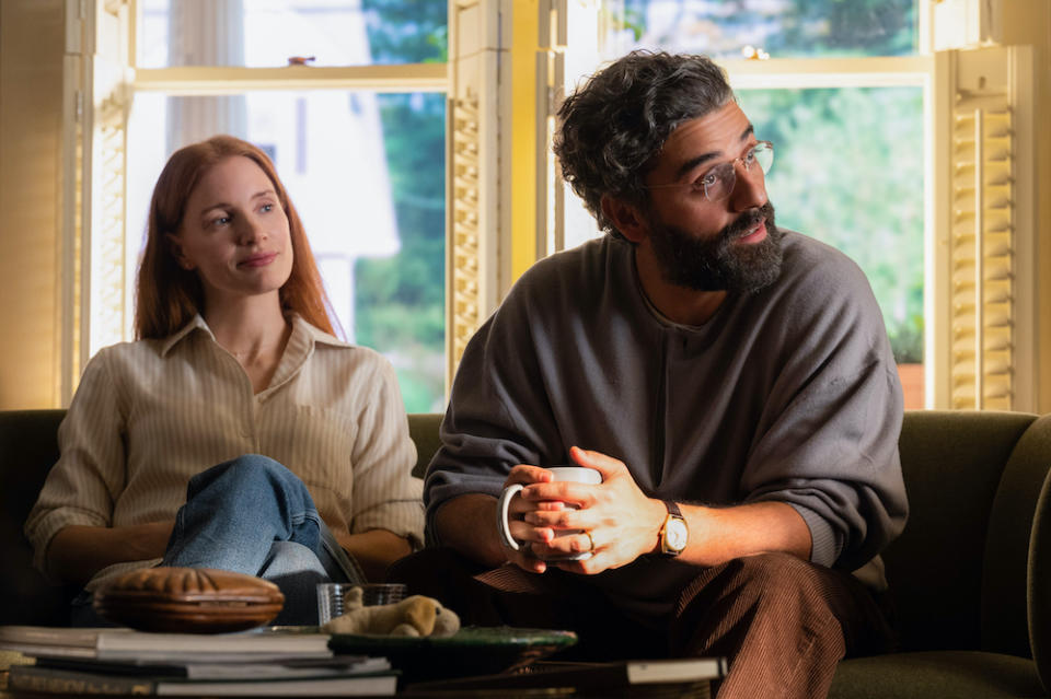 Mira (Jessica Chastain) and Jonathan (Oscar Isaac) in Scenes From A Marriage. (Still: HBO)