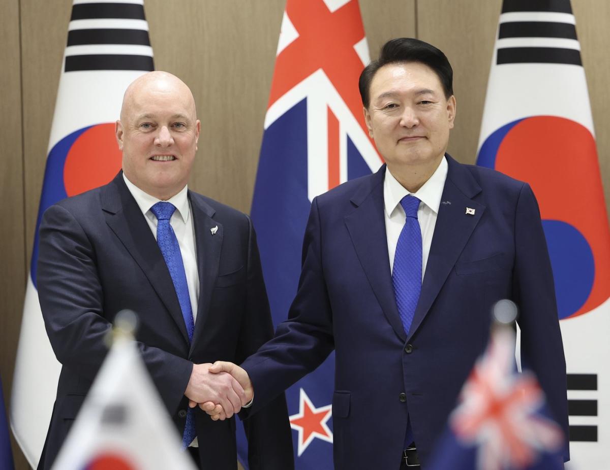 Leaders of South Korea, New Zealand strongly condemn expanding North Korea-Russia military ties