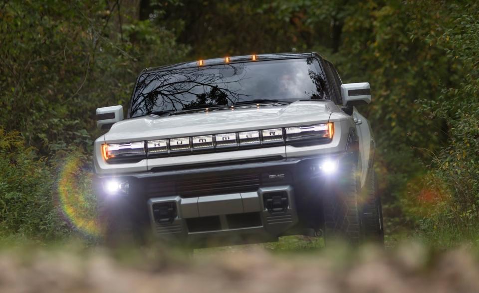 <p>Want to know just how big the new GMC Hummer EV is? Designers had to add front and rear amber auxiliary lights to the truck. Why is that proof of size? It’s a federal requirement to have amber cab lights on vehicles at least 80 inches wide. That’s why you see them on heavy-duty trucks like the <a href="https://www.caranddriver.com/chevrolet/silverado-2500hd-3500hd-2020" rel="nofollow noopener" target="_blank" data-ylk="slk:Chevrolet Silverado HD;elm:context_link;itc:0;sec:content-canvas" class="link ">Chevrolet Silverado HD</a> series. It's a safety feature that offers no real benefit to the driver in terms of illumination, but it does look cool.</p>