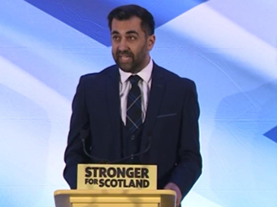Humza Yousaf replaces Nicola Sturgeon as SNP leader (Sky News)