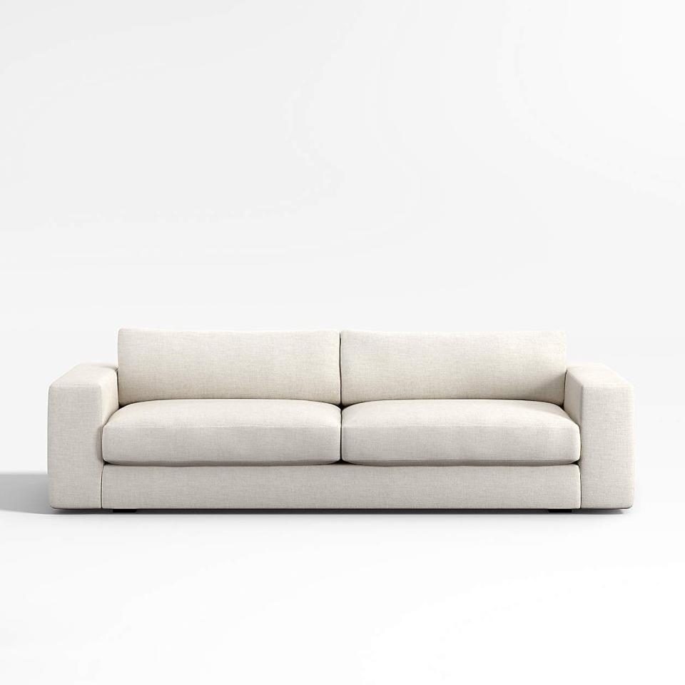 Oceanside 90" Wide-Arm Sofa