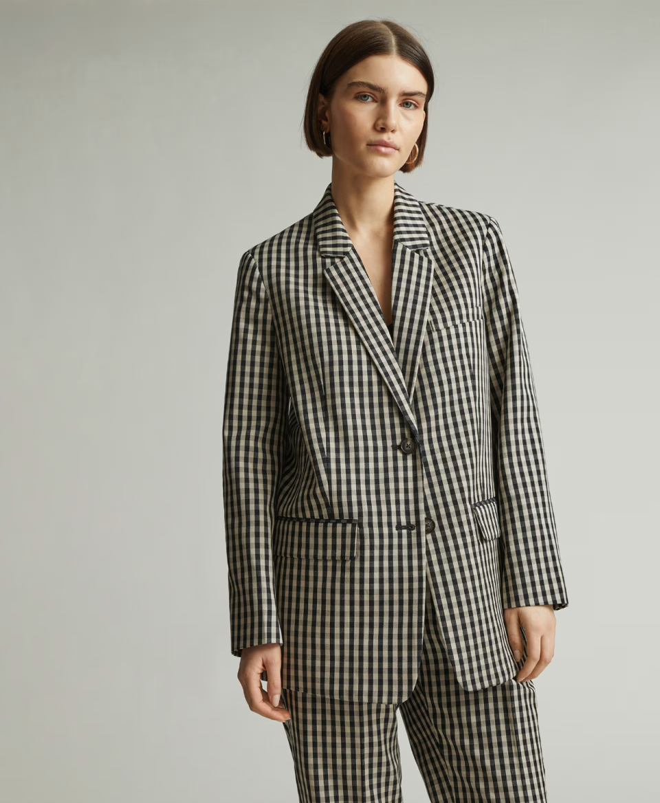 <p><a href="https://go.redirectingat.com?id=74968X1596630&url=https%3A%2F%2Fwww.everlane.com%2Fproducts%2Fwomens-tencel-oversized-blazer-khaki-black%3Fcollection%3Dwomens-outerwear&sref=https%3A%2F%2Fwww.harpersbazaar.com%2Ffashion%2Ftrends%2Fg41169563%2Fbest-oversized-blazers%2F" rel="nofollow noopener" target="_blank" data-ylk="slk:Shop Now;elm:context_link;itc:0;sec:content-canvas" class="link ">Shop Now</a></p><p>Oversized Blazer</p><p>Everlane.com</p><p>$79.00</p>