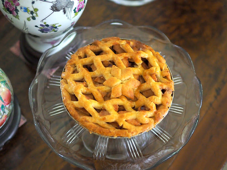 Their classic apple pie is the type that grandmothers make with a comforting Granny Smith apple filling.