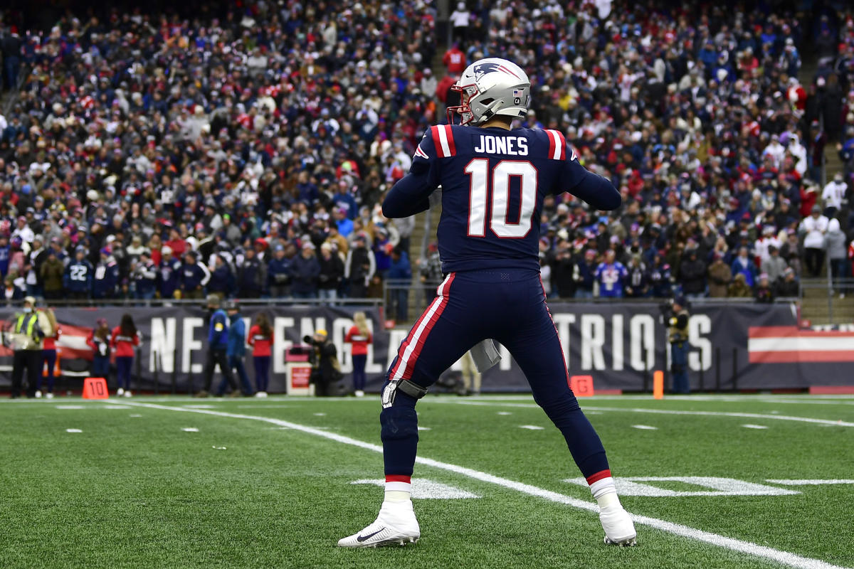 Patriots rookie QB Mac Jones files to trademark 'MJ 10' – NBC Sports Boston