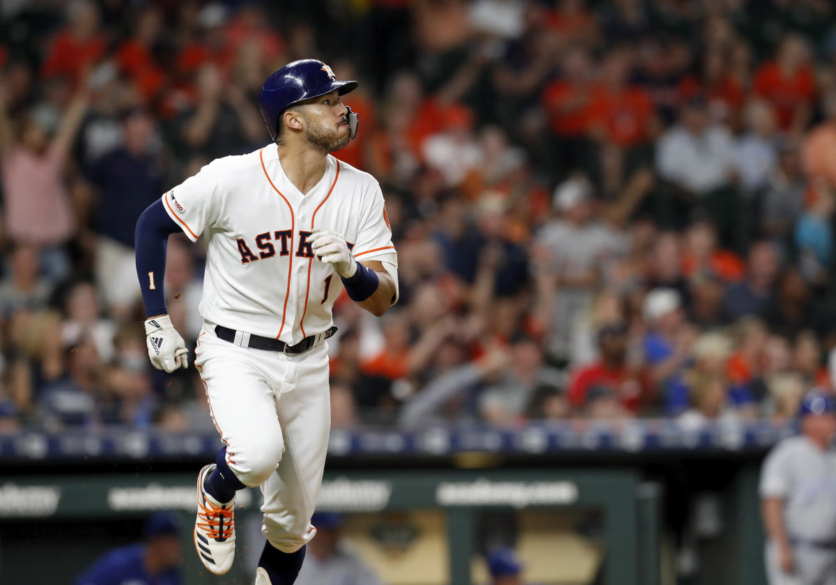 Wednesday's baseball: Houston Astros' Carlos Correa fights through back pain