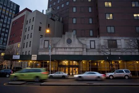 A building that will reportedly house the Presidential campaign headquarters of former Secretary of State Hillary Clinton is seen in the Brooklyn Heights neighborhood of New York April 3, 2015. REUTERS/Eric Thayer