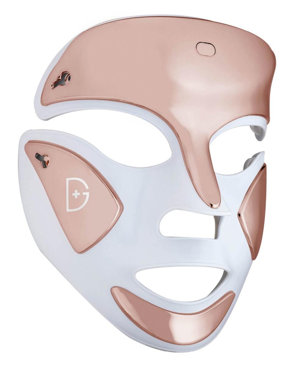 Dr. Dennis Gross DRx SpectraLite FaceWare Pro – £430