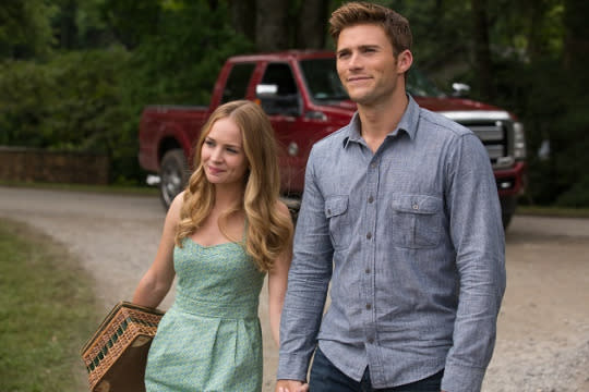 Despite attractive stars, few sparks fly in 'Longest Ride