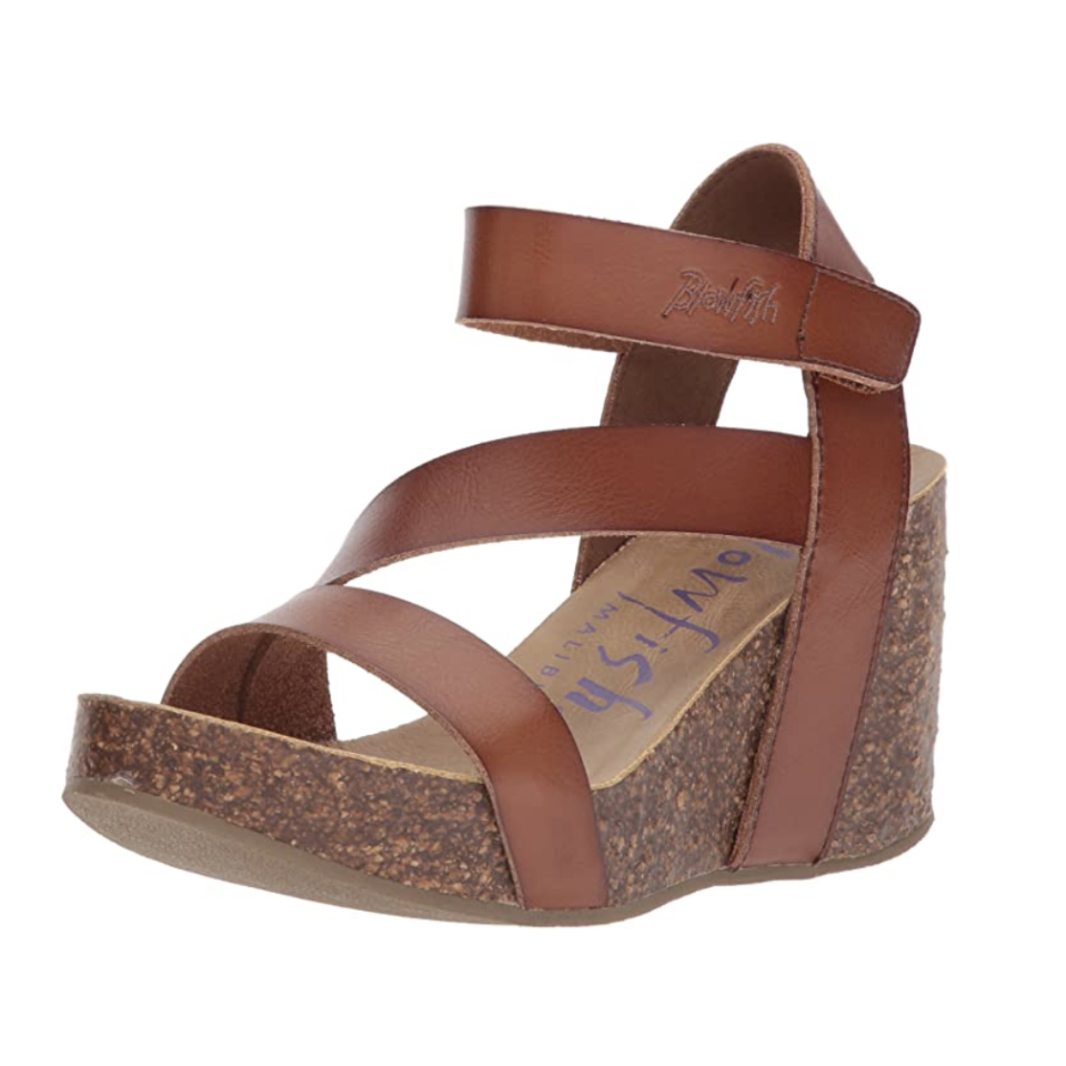 8) Hapuku Wedge Sandal