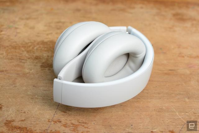 Beats Pro High-Performance (White) review: Beats Pro High