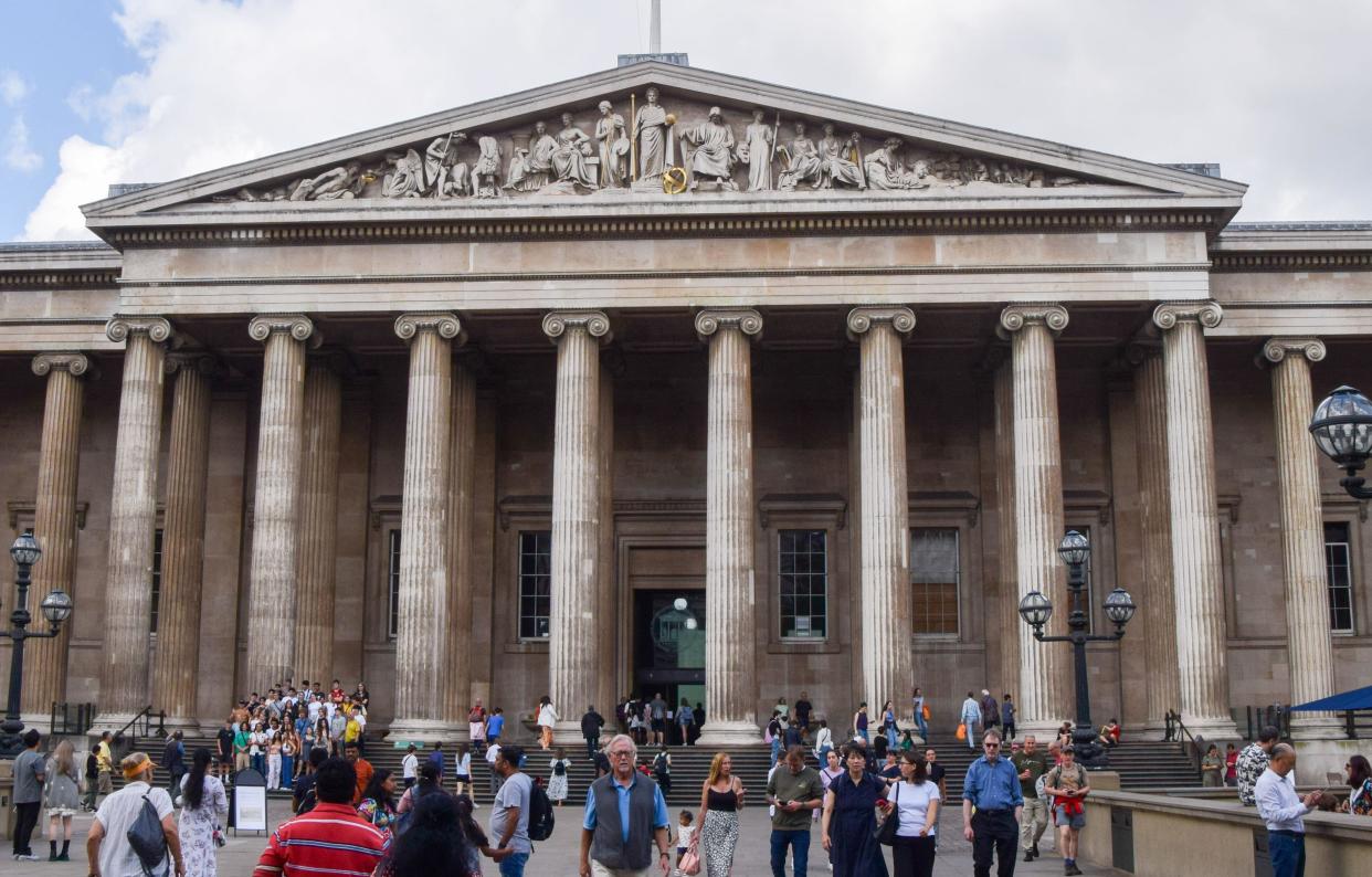 London, England, UK. 17th Aug, 2023. Exterior view of the British Museum as a staff member is fired over ''missing, stolen and damaged items' (Credit Image: © Vuk Valcic/ZUMA Press Wire) EDITORIAL USAGE ONLY! Not for Commercial USAGE!