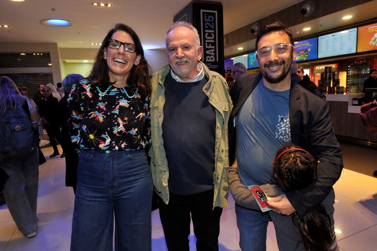 Tango feroz: la leyenda de Tanguito fue la ópera prima de Marcelo Piñeyro, quien se mostró muy agradecido con la dupla de directores  luego de ver el documental 