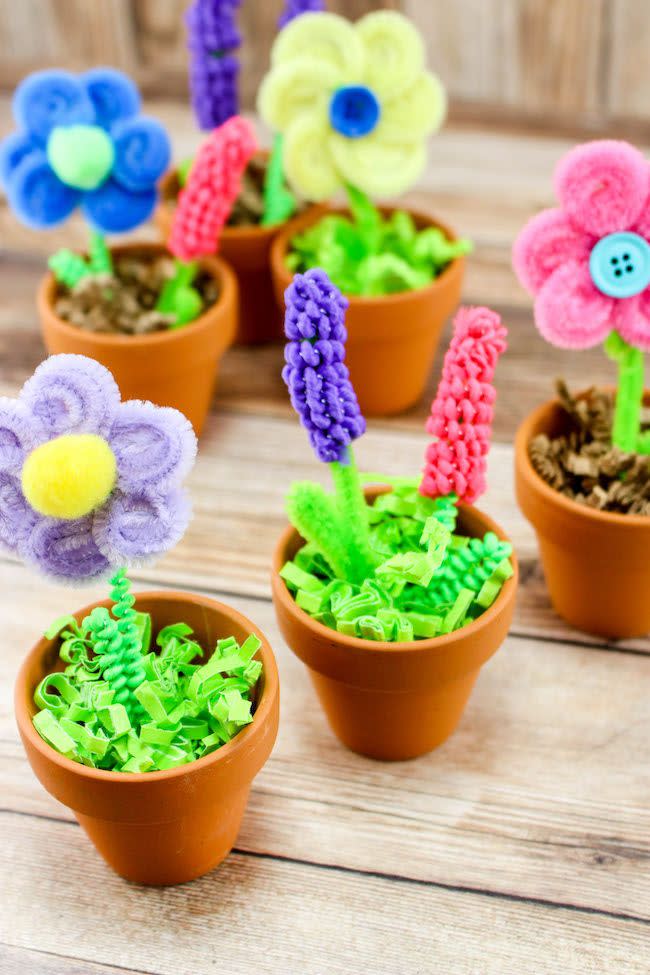 mini flower pot mothers day craft for kids