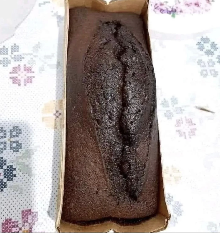 bread that looks like a vulva