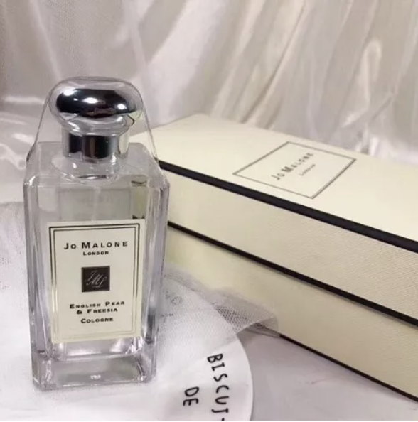 Jo Malone English Pear & Freesia Cologne for Women 100ml. PHOTO: Lazada