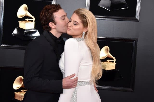 From Evan Ross and Ashlee Simpson to Meghan Trainor and Daryl Sabara, all the couples wowed on the red carpet!