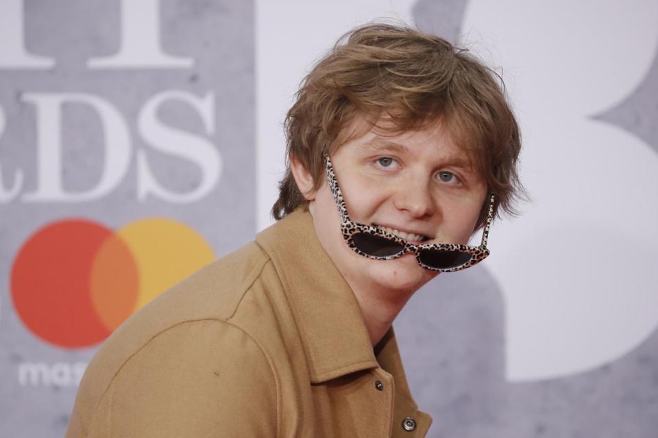 British singer-songwriter Lewis Capaldi poses on the red carpet on arrival for the Brit Awards 2019 (AFP/Getty Images)