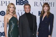 <p>Sylvester Stallone avec sa femme Jennifer Flavin et sa fille Sistine Stallone à la première du documentaire HBO "Very Ralph" à Los Angeles le 11 novembre 2019. </p>