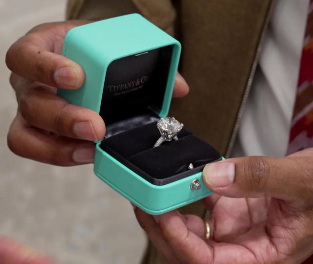 Is Tiffany & Co. -proof? - CBS News