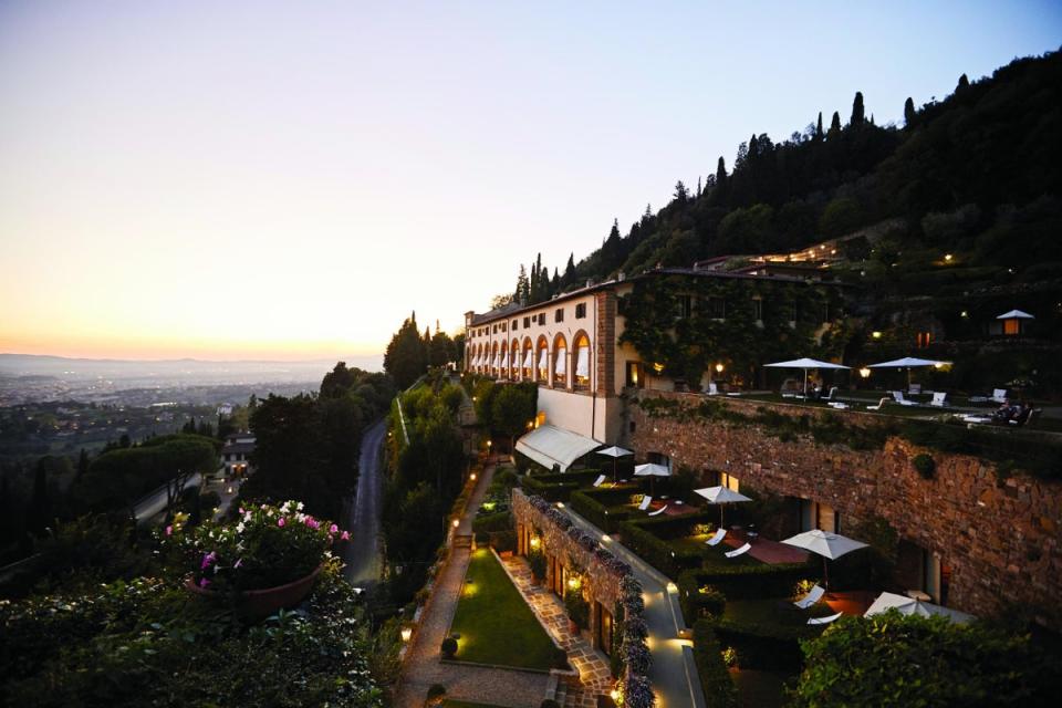 Dusk at the romantic Villa San Michele (Belmond Villa San Michele)