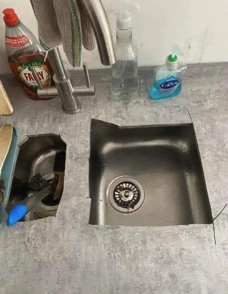 A poor DIY sink