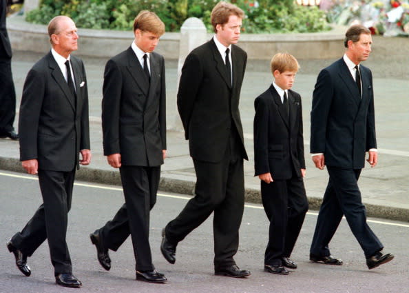 <div class="inline-image__caption"><p>"(L to R) The Duke of Edinburgh, Prince William, Earl Spencer, Prince Harry and Prince Charles walk outside Westminster Abbey during the funeral service for Diana, Princess of Wales, September 6, 1997.</p></div> <div class="inline-image__credit">JEFF J. MITCHELL/AFP via Getty Images</div>