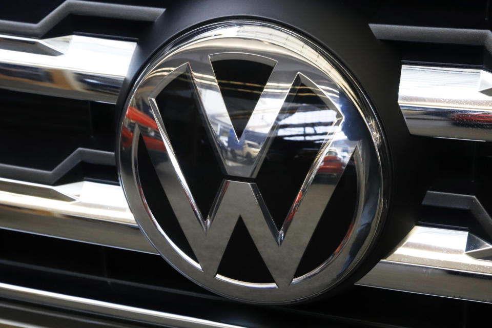 The US Securities and Exchange Commission (SEC) announced that it is chargingVolkswagen and its former CEO Martin Winterkorn for defrauding US investorsduring the company's "Dieselgate" scandal