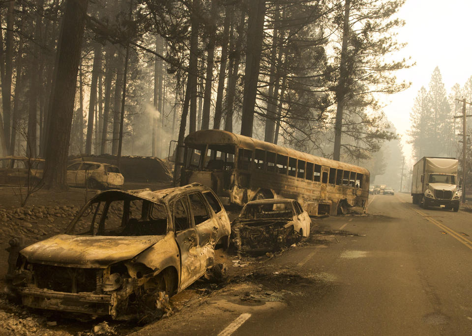 Abandoned cars from fleeing residents of the Magalia and Paradise Pine area, line Skyway road the day after the start of the Camp Fire that continues to burn out of control through the region. Source: EPA via AAP